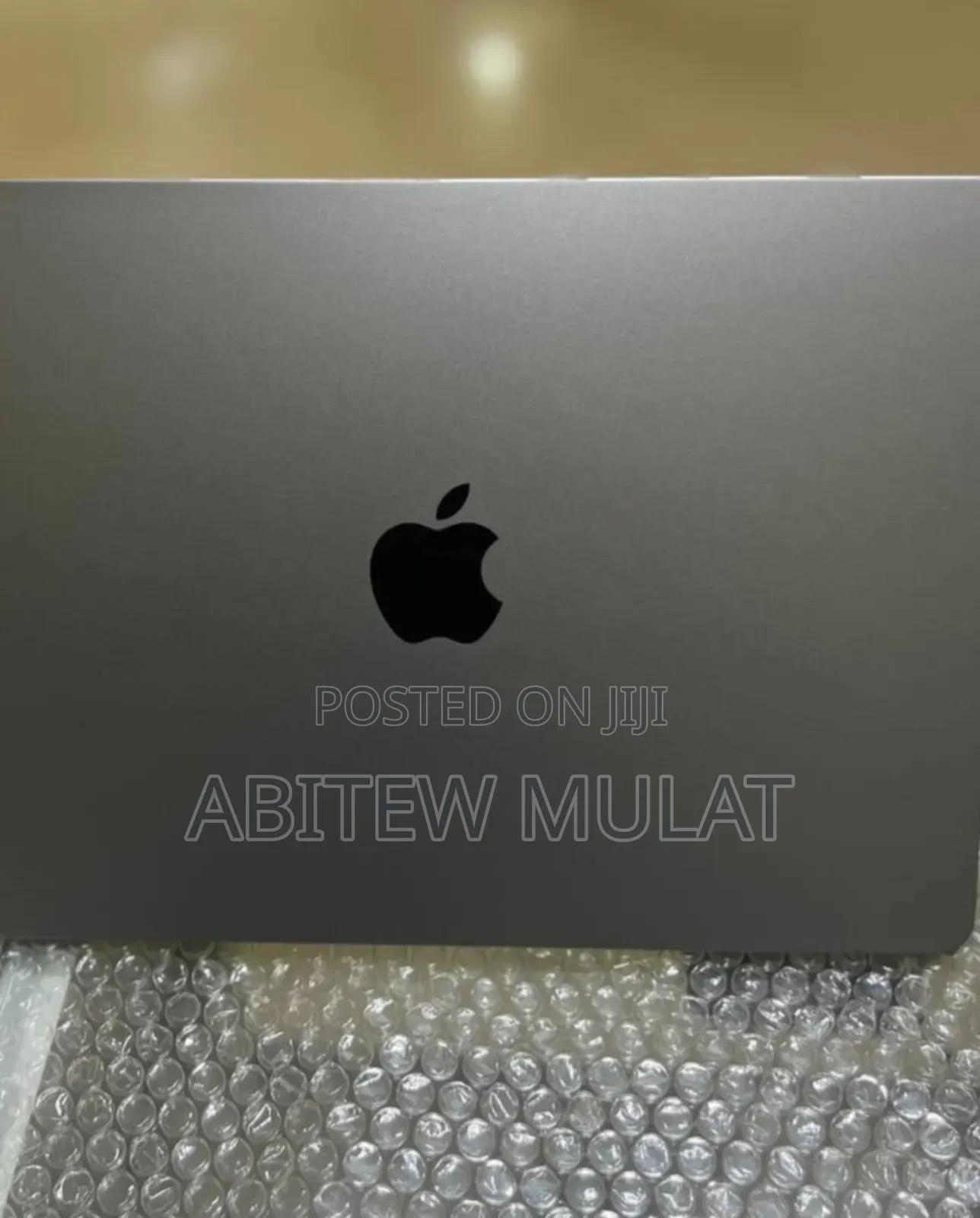 New Laptop Apple MacBook Air 2022 M2 8GB Apple M2 SSD 256GB