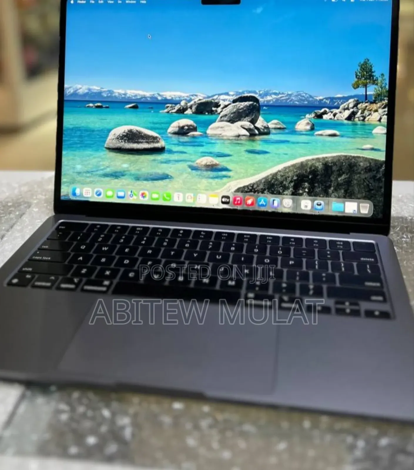 New Laptop Apple MacBook Air 2022 M2 8GB Apple M2 SSD 256GB