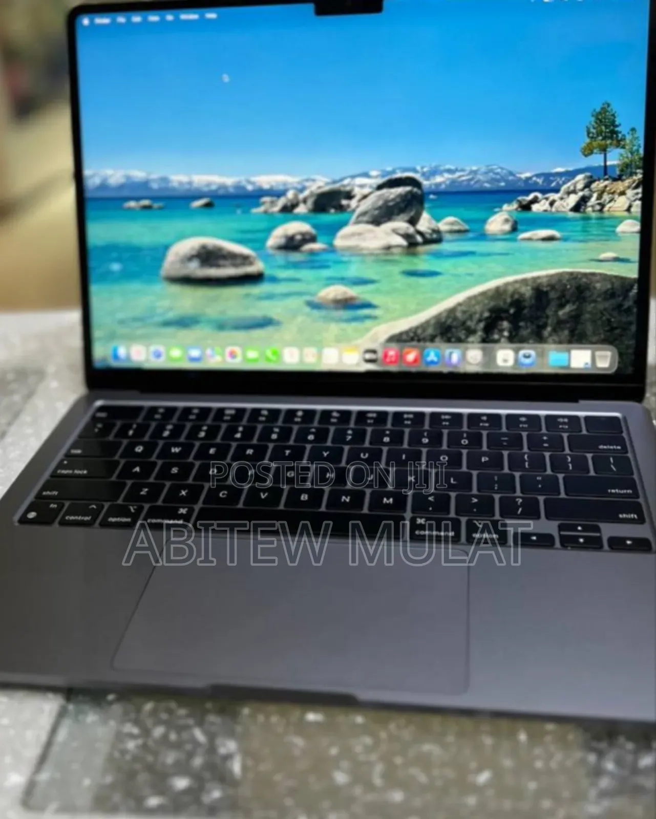 New Laptop Apple MacBook Air 2022 M2 8GB Apple M2 SSD 256GB