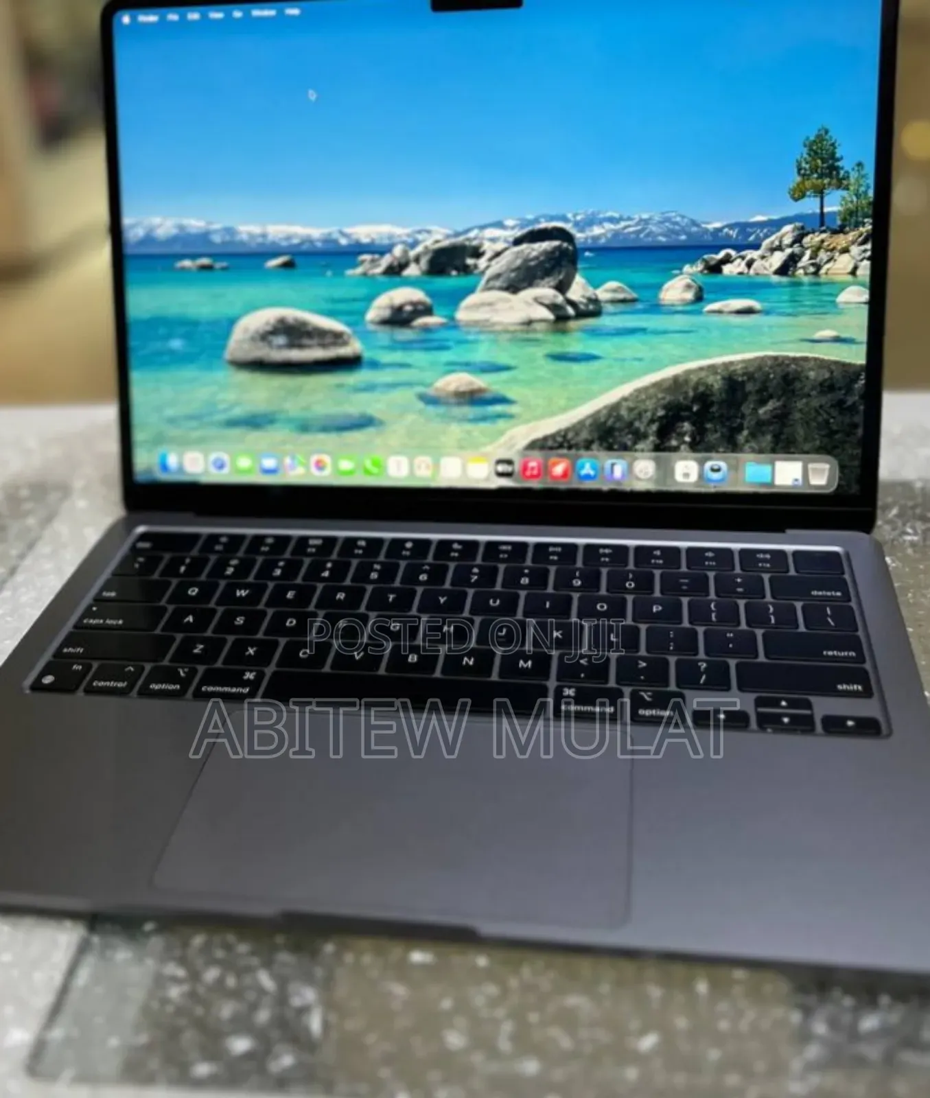 New Laptop Apple MacBook Air 2022 M2 8GB Apple M2 SSD 256GB