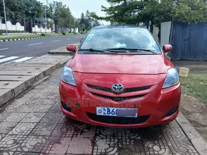 Toyota Belta 2008 Red