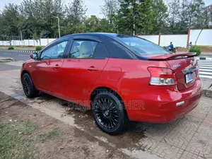 Toyota Belta 2008 Red