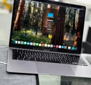 New Laptop Apple MacBook Air 2020 8GB Intel Core I3 SSD 256GB