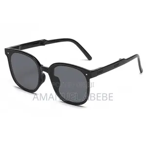 Photo - Foldable Sunglass. Uv Protection Black
