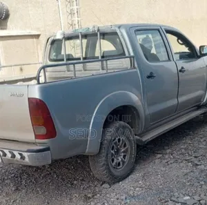 Toyota Hilux 2008 Silver