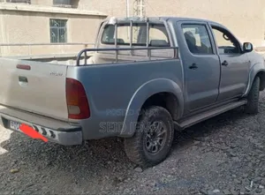 Toyota Hilux 2008 Silver