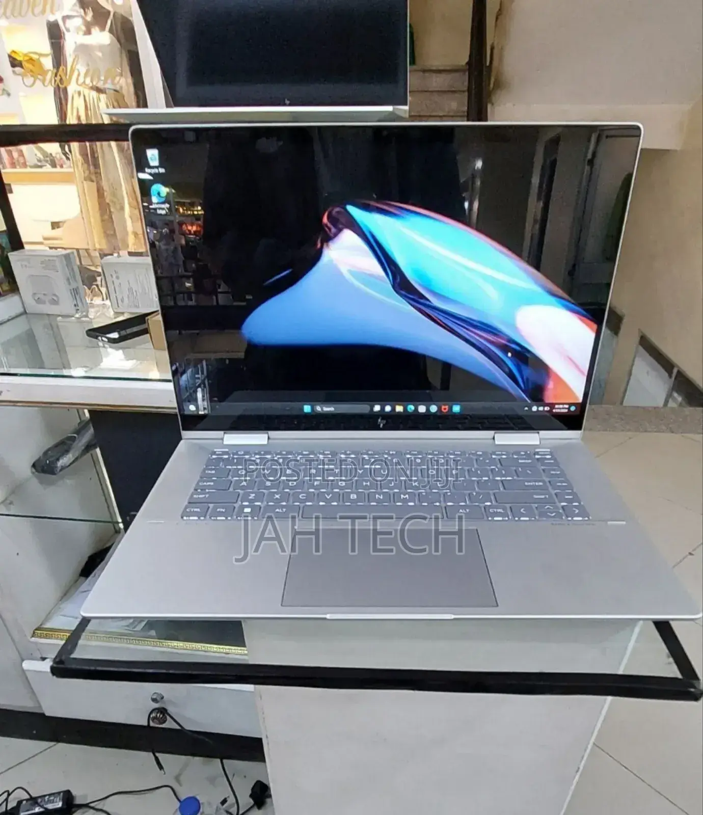 New Laptop HP Envy X360 16GB Intel Core I7 SSD 512GB