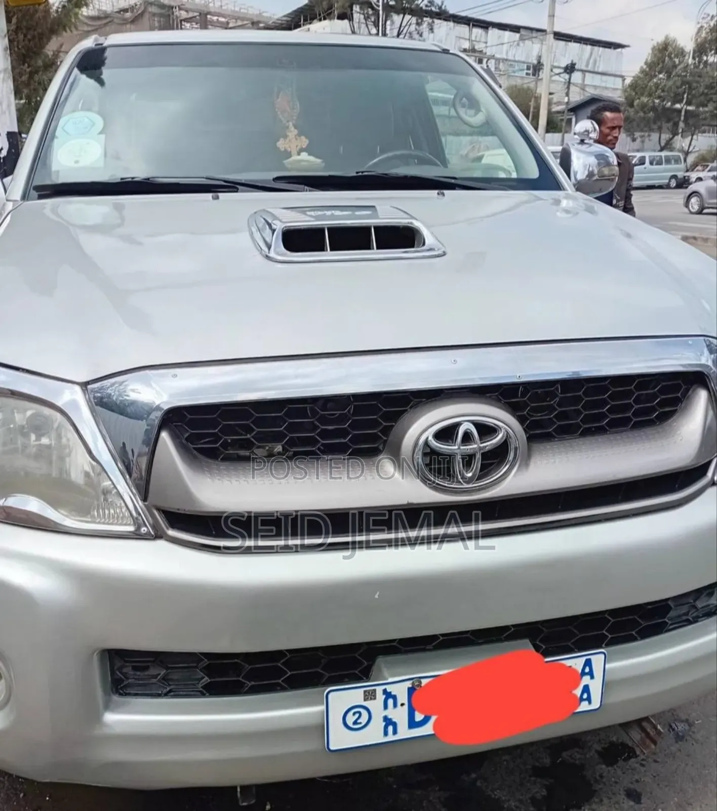 Toyota Hilux 2013 Silver