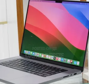 New Laptop Apple MacBook Pro 2021 M1 32GB Apple M1 Pro SSD 512GB