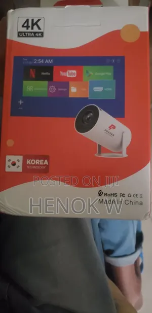 Pozzer Portable Multimedia Projector