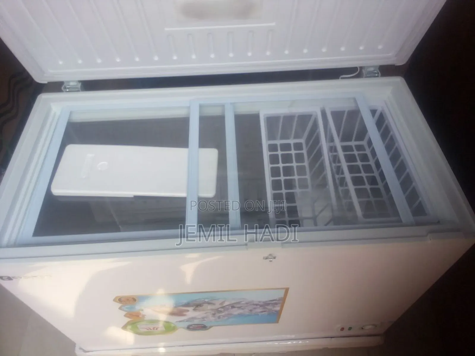 Everst Chest Freezer Model Cer 430l Brand New