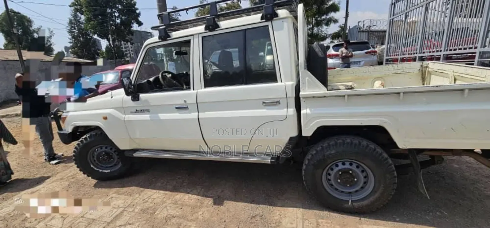 Toyota Land Cruiser 2020 White