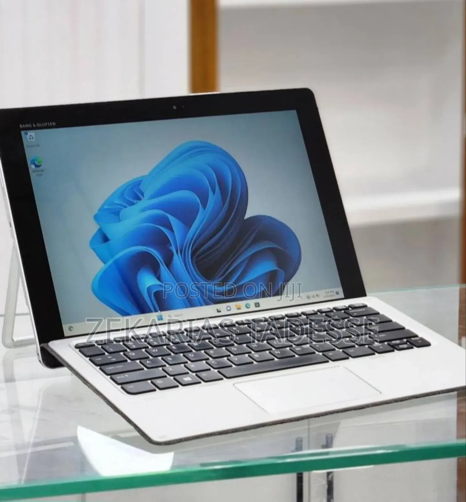 New Laptop HP Elite X2 1012 G2 8GB Intel Core M SSD 256GB