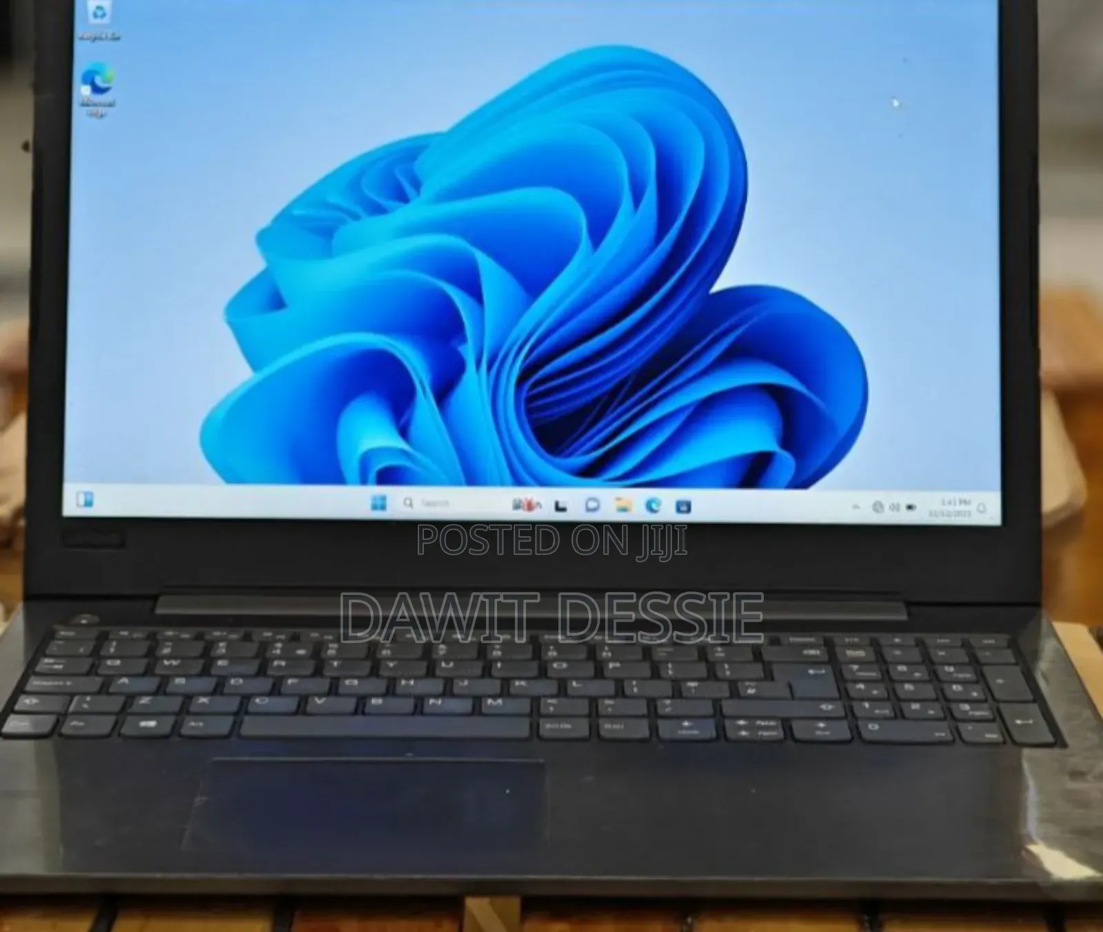 New Laptop Lenovo 4GB Intel Core I3 SSD 1T