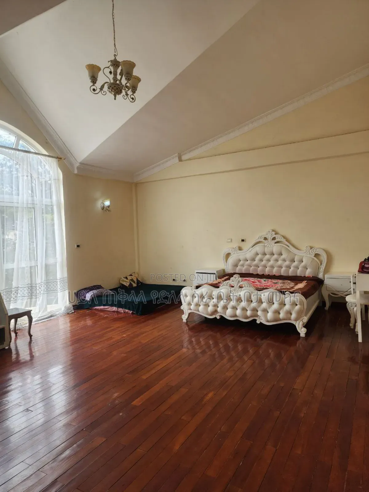 Furnished 8bdrm House in Ccd Real State, Oromia-Finfinne for sale