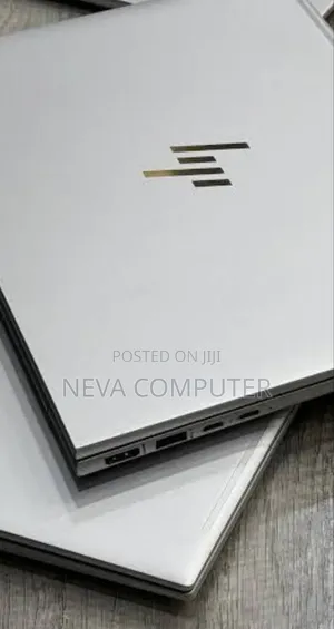 New Laptop HP EliteBook 830 G9 16GB Intel Core I5 SSD 512GB