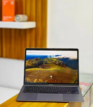 New Laptop Apple MacBook Air 2020 M1 8GB Apple M1 SSD 256GB