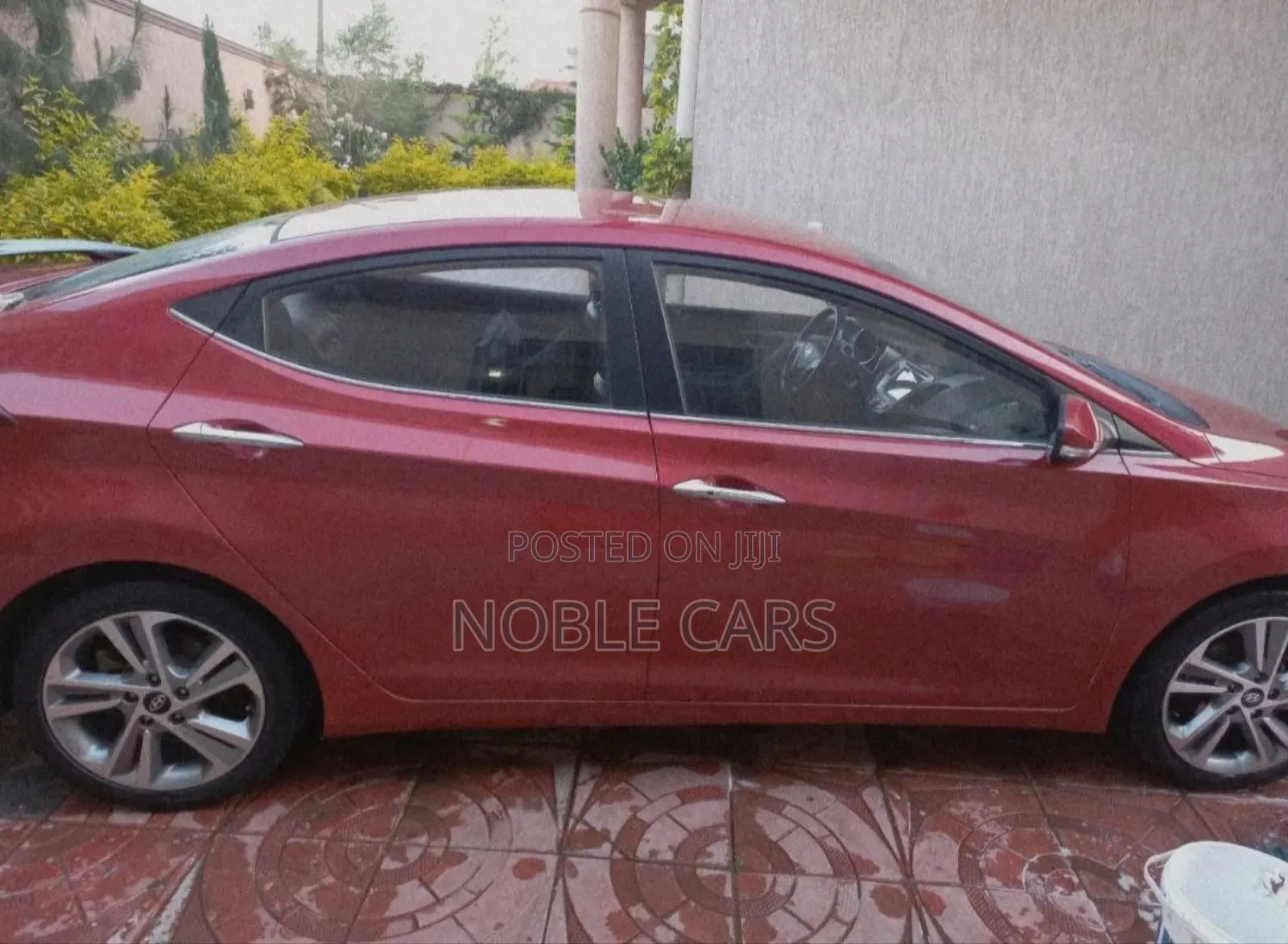 Hyundai Avante 2014 Burgundy