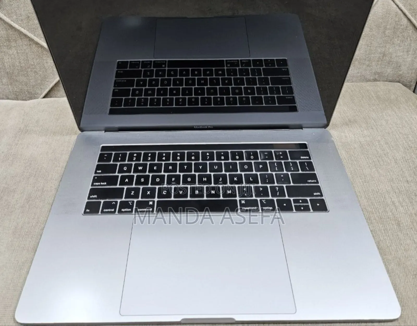 New Laptop Apple MacBook Pro 2019 16GB Intel Core I9 SSD 512GB