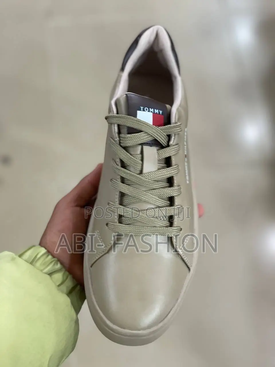 Tommy Hilfiger Special Edition Leather