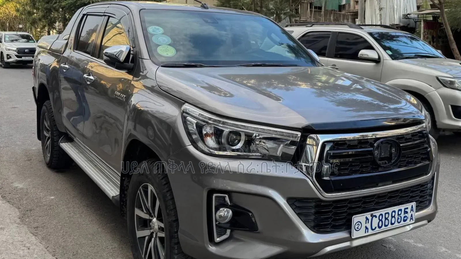 Toyota Hilux 2019 Gold