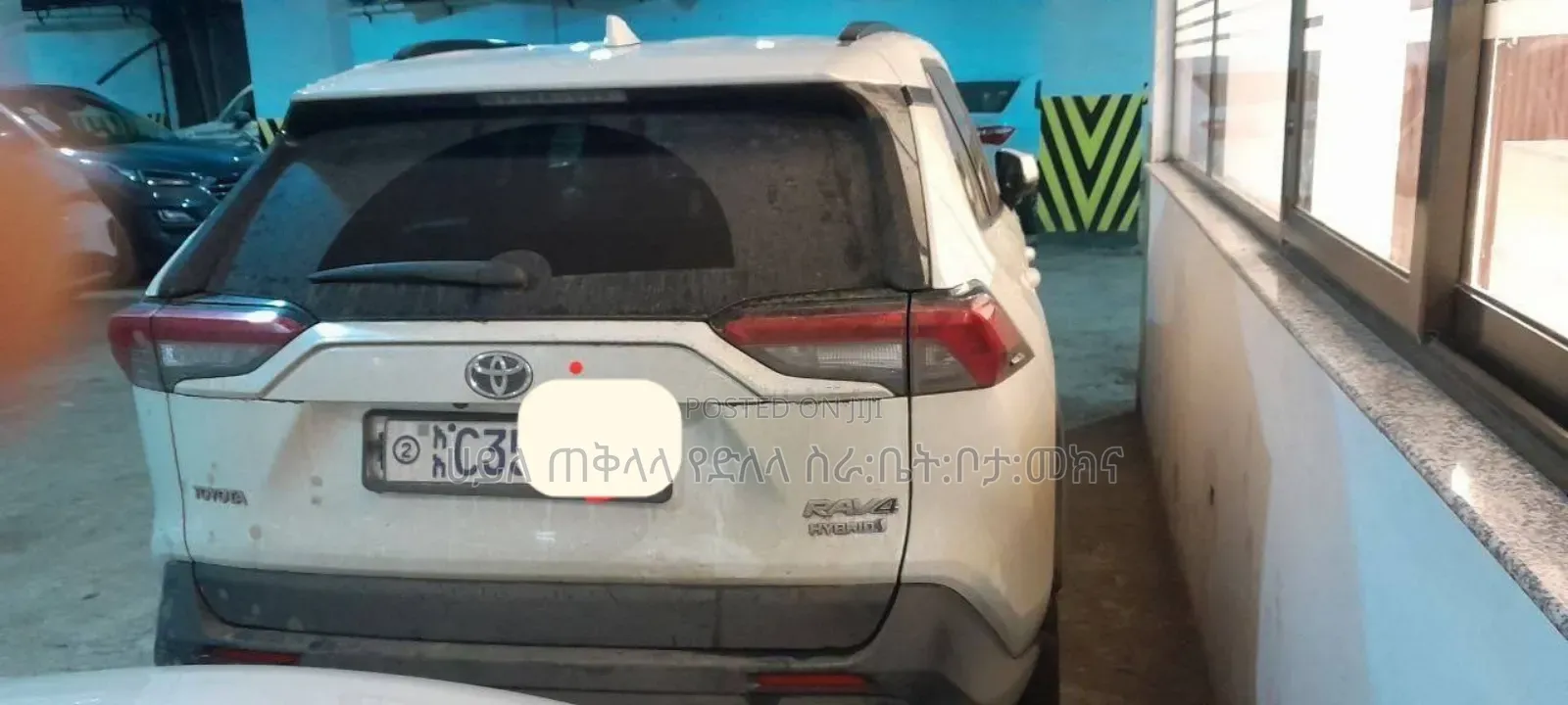 Toyota RAV4 Hybrid 2022 White