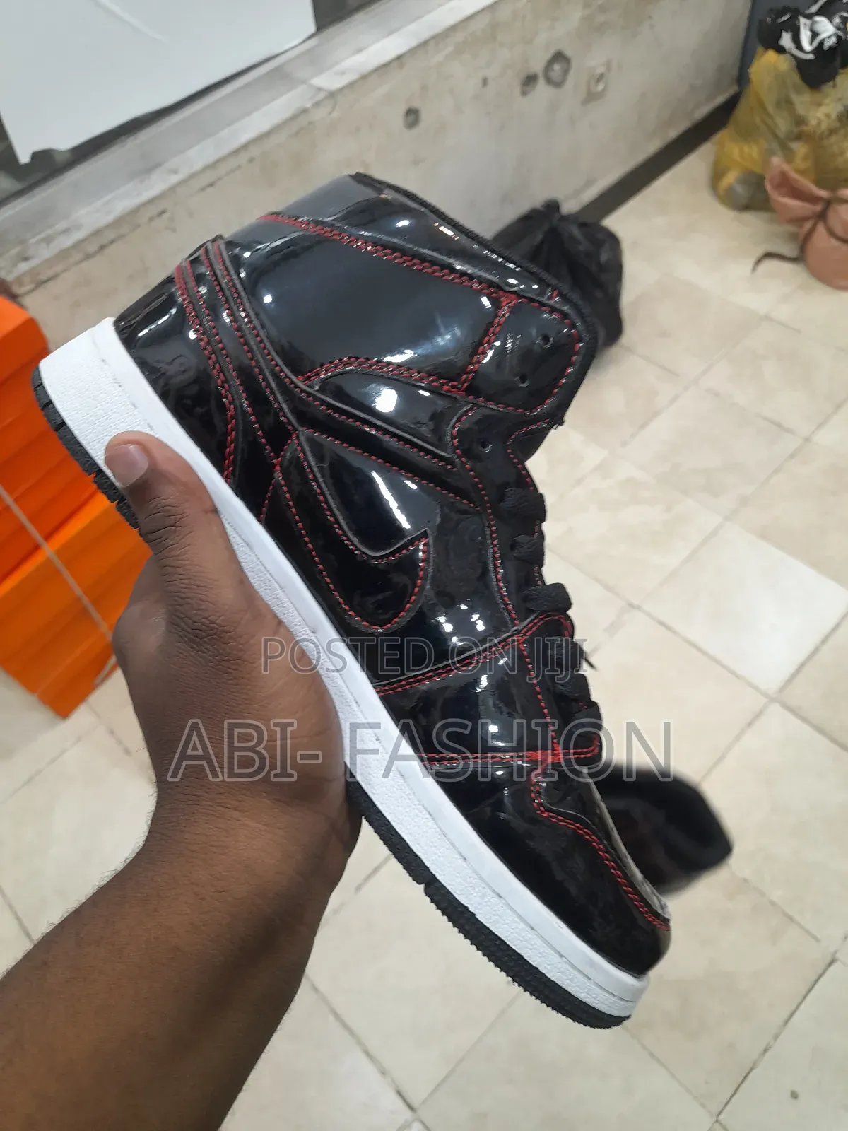 Air Jordan 1 Shine Black