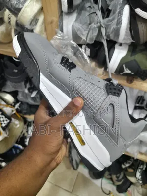 Jordan 4 Grey Cement Colour