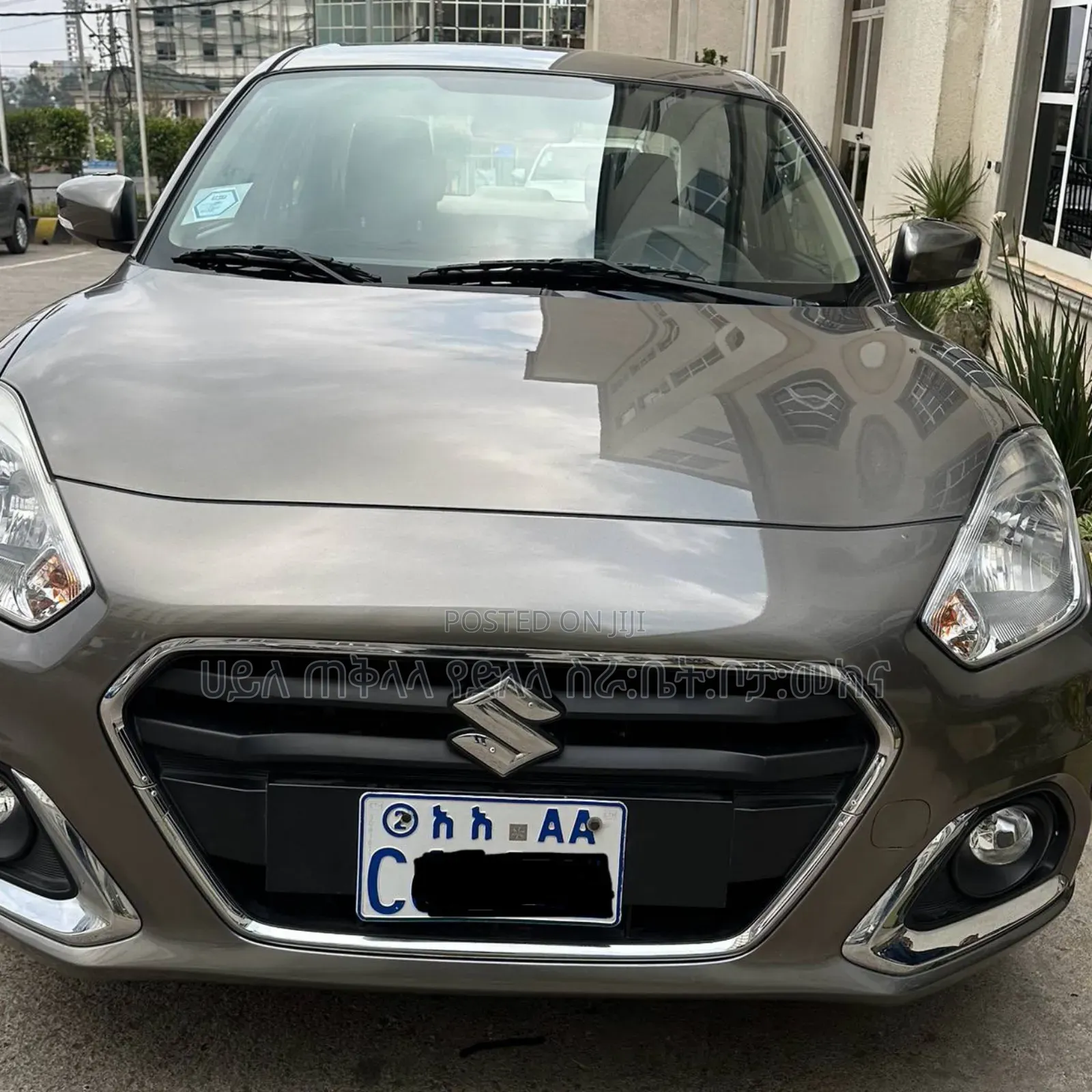 Suzuki Dzire 2023 Gold