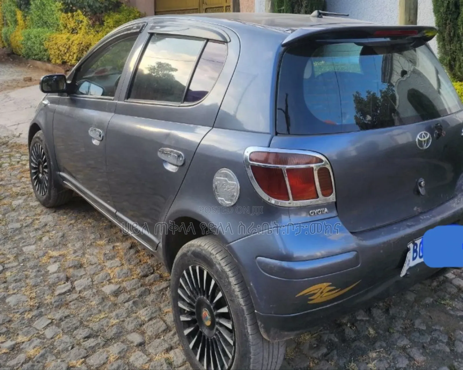 Toyota Vitz 2004 Gray