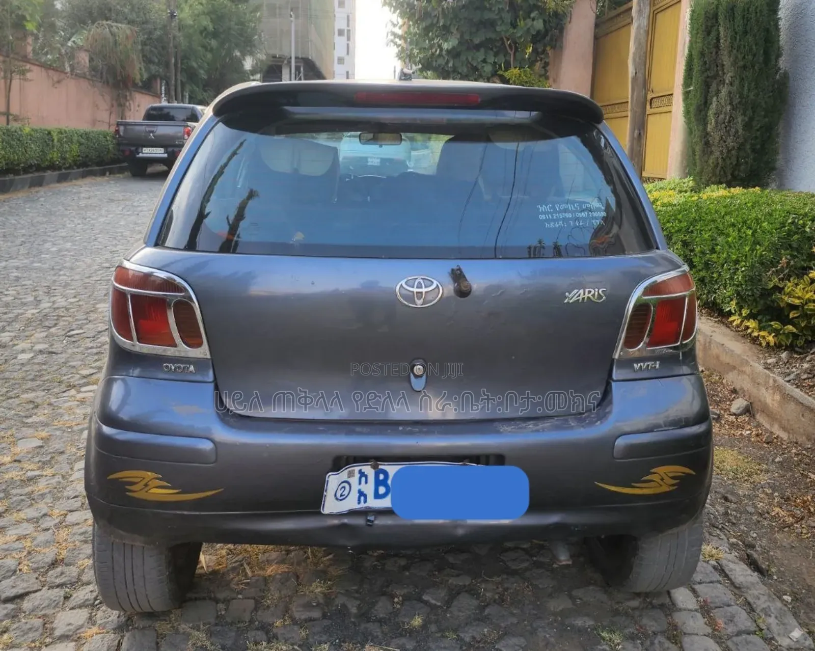 Toyota Vitz 2004 Gray