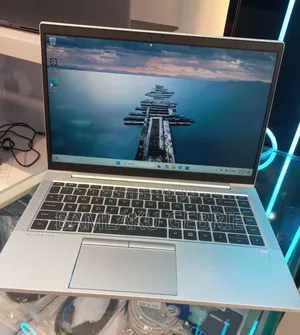 New Laptop HP EliteBook 840 G8 16GB Intel Core I5 SSD 512GB