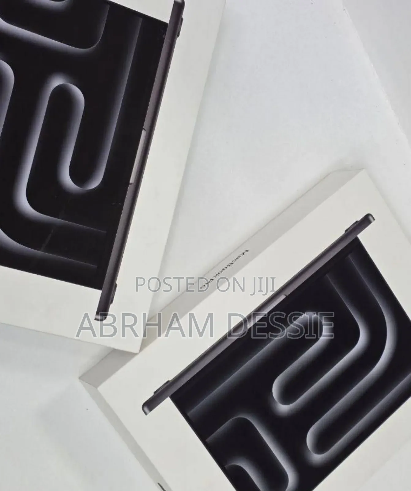 New Laptop Apple MacBook Pro 2024 M4 14-Inch 16GB Apple M4 SSD 1T