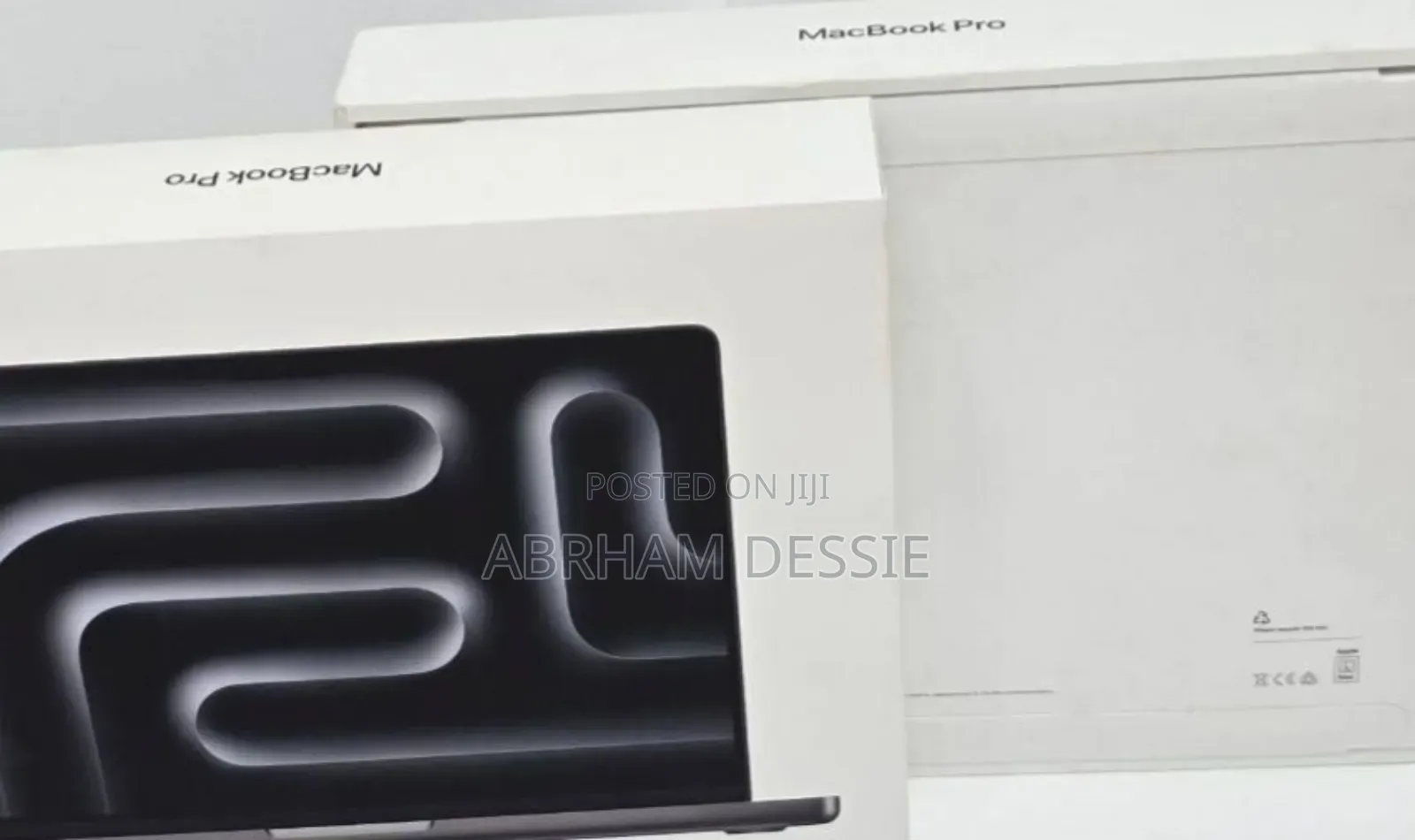 New Laptop Apple MacBook Pro 2024 M4 14-Inch 16GB Apple M4 SSD 1T