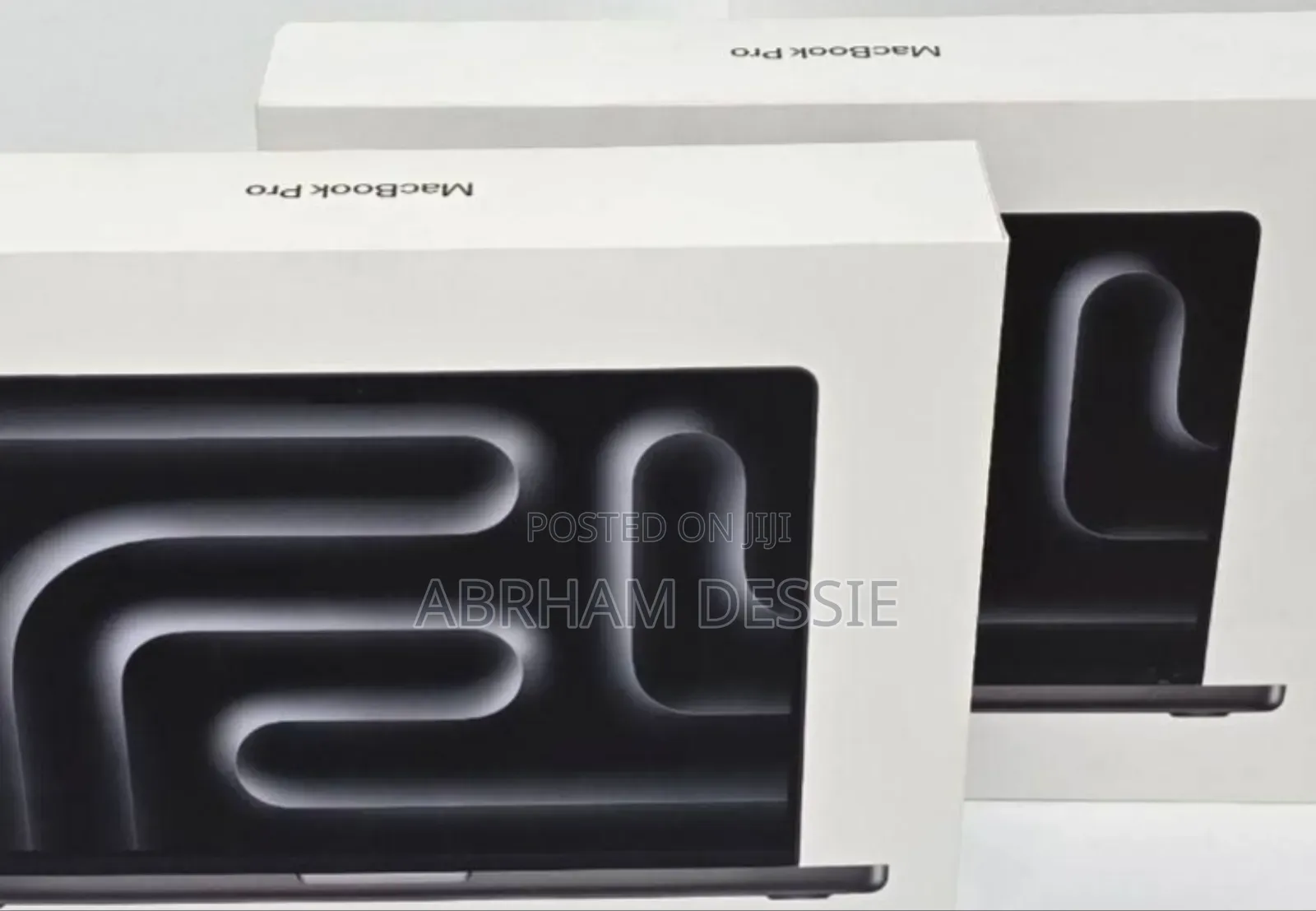 New Laptop Apple MacBook Pro 2024 M4 14-Inch 16GB Apple M4 SSD 1T