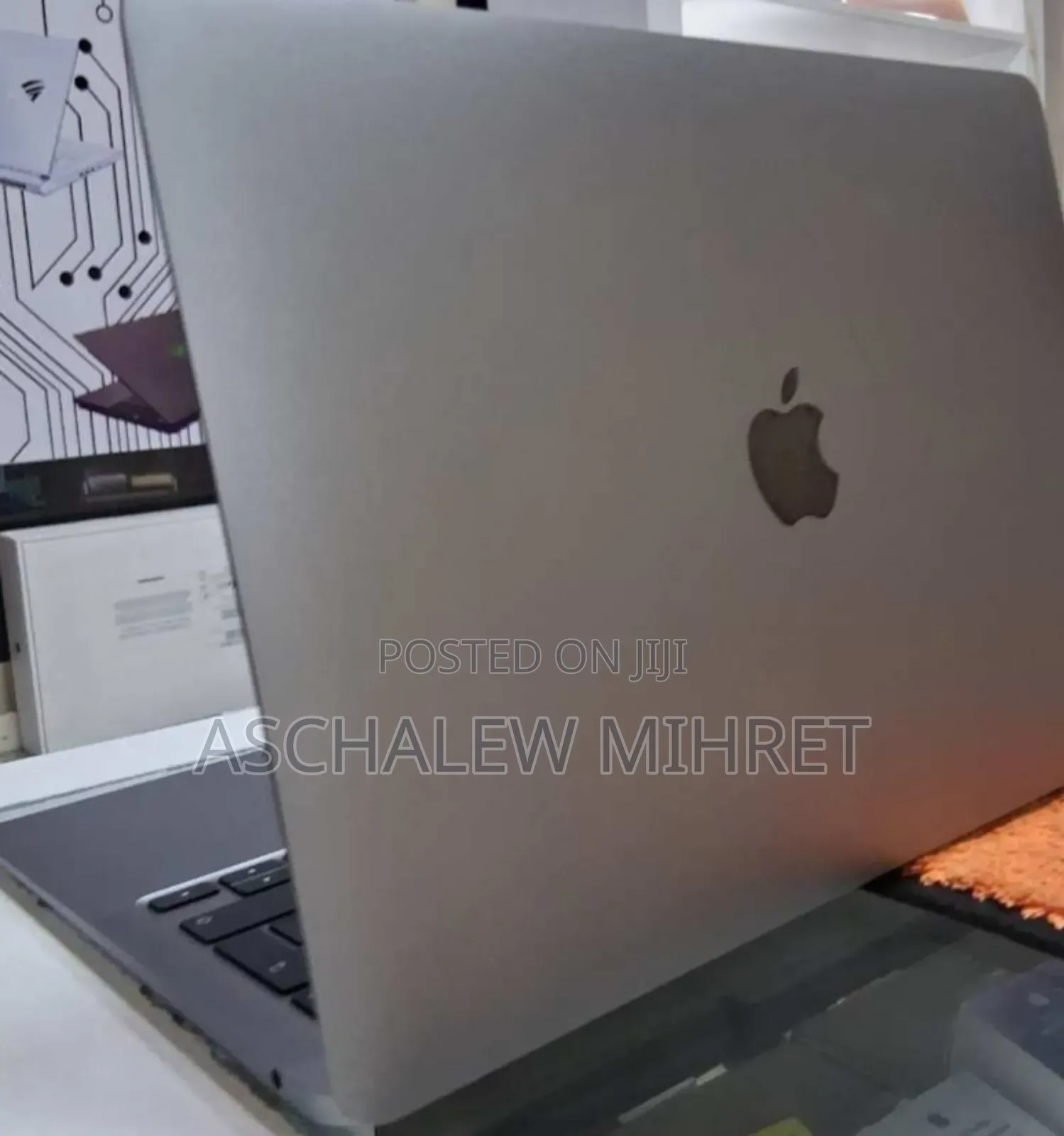 New Laptop Apple MacBook Air 2020 M1 8GB Apple M1 SSD 256GB