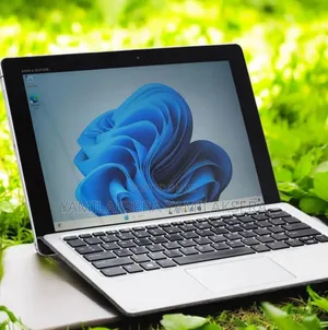 New Laptop HP X2 8GB Intel Core 5 SSD 256GB