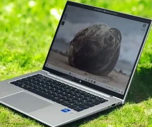 New Laptop HP EliteBook 830 G8 16GB Intel Core I5 SSD 512GB