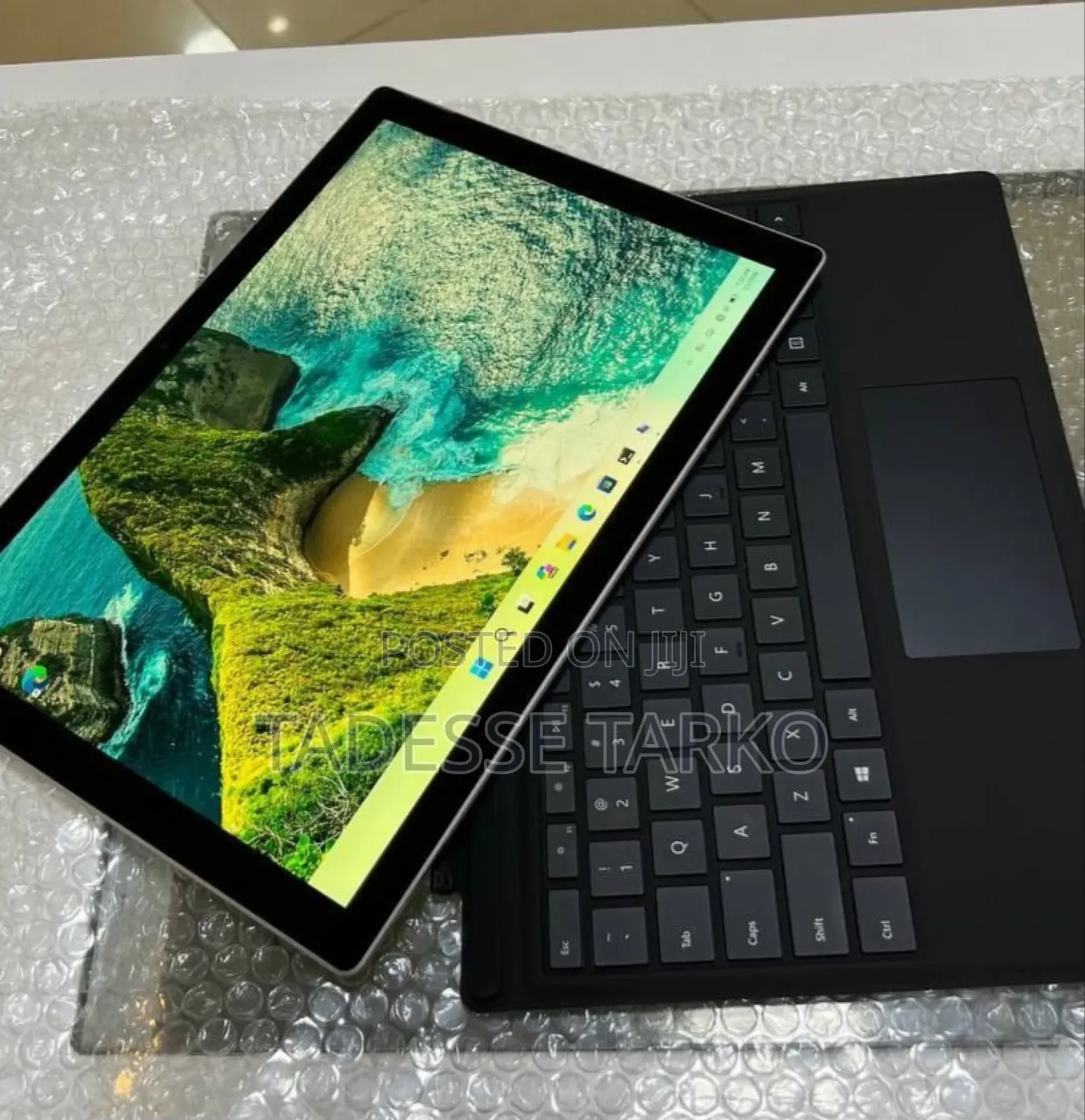 New Laptop Microsoft Surface Pro 6 8GB Intel Core I7 SSD 256GB
