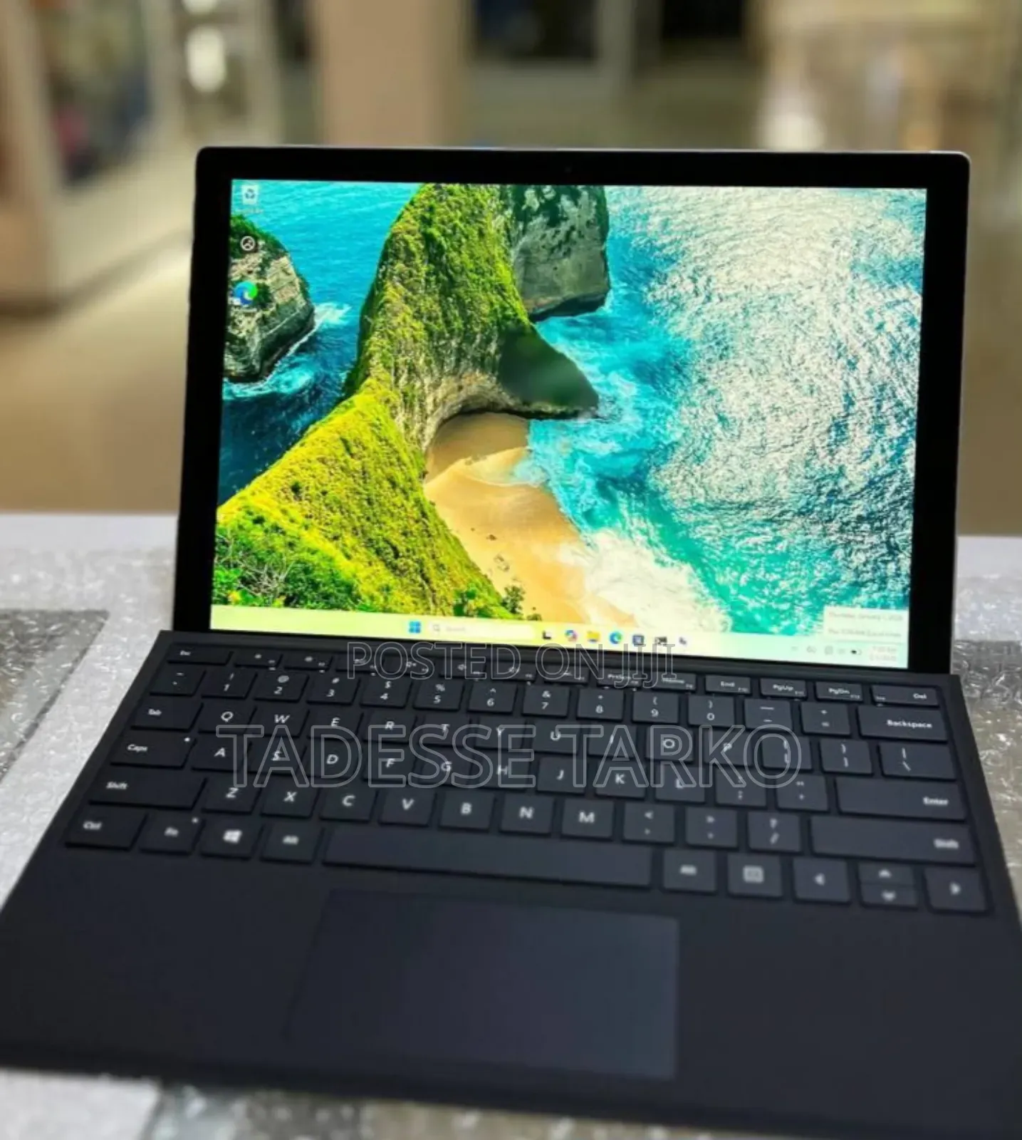 New Laptop Microsoft Surface Pro 6 8GB Intel Core I7 SSD 256GB