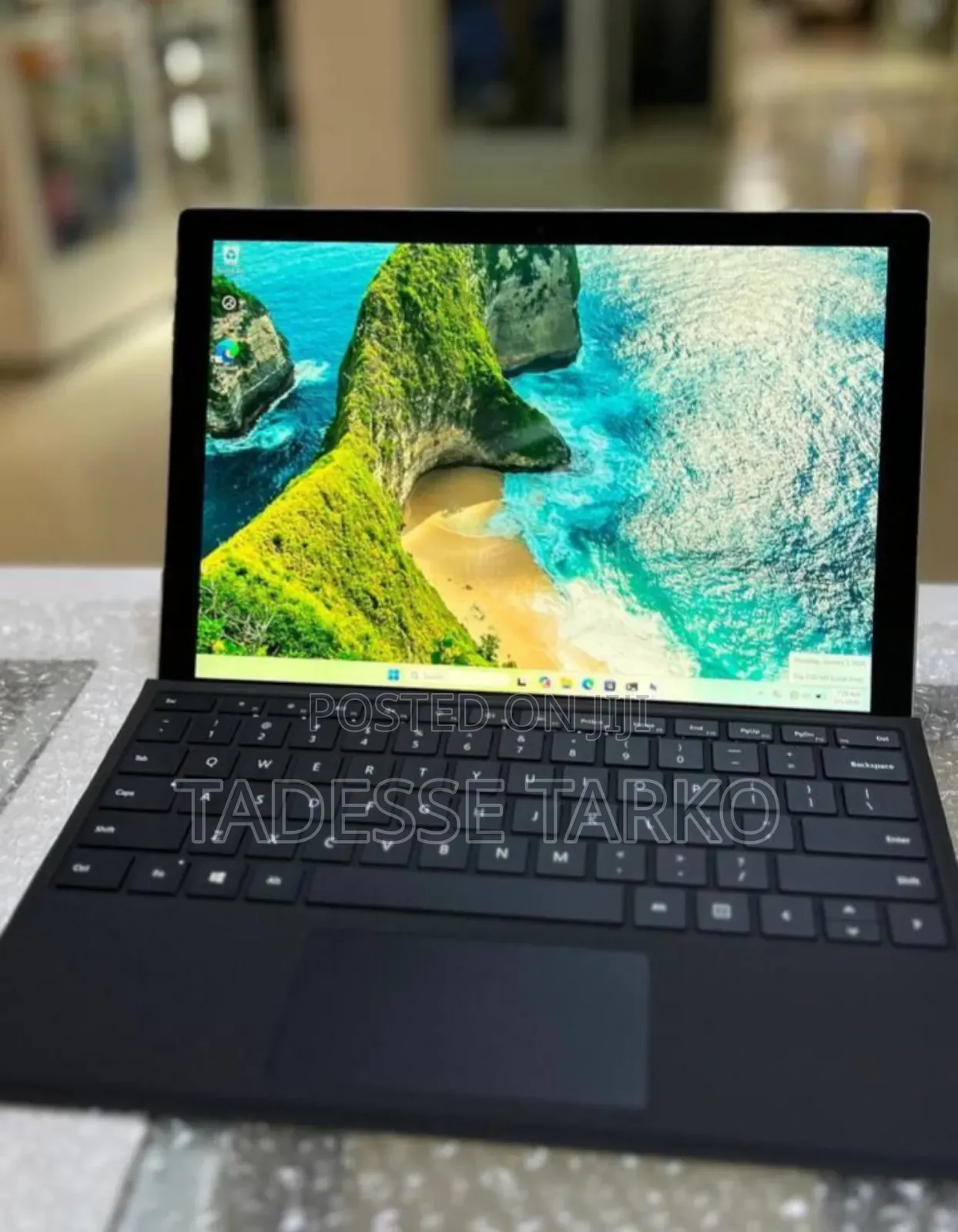 New Laptop Microsoft Surface Pro 6 8GB Intel Core I7 SSD 256GB