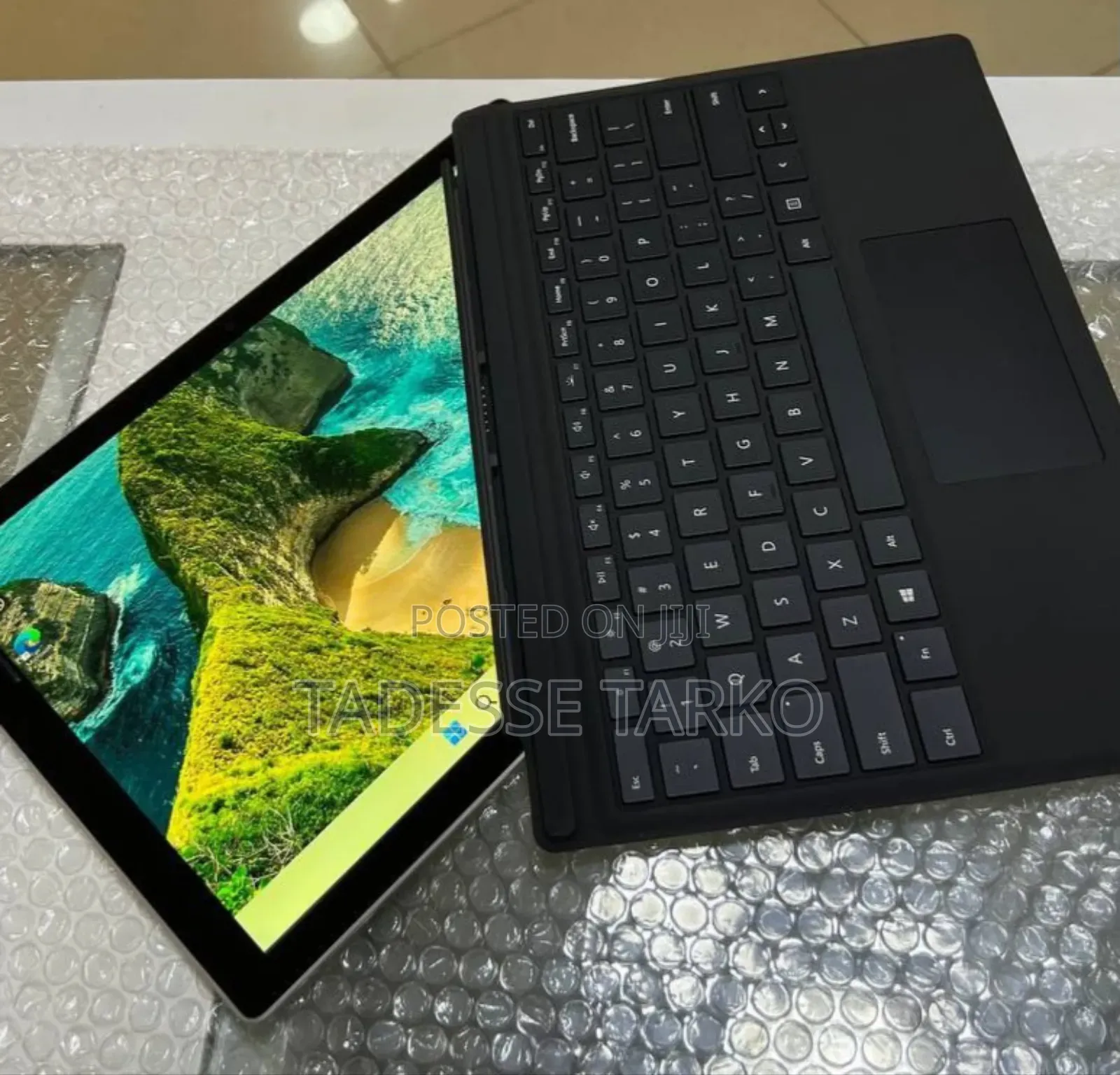 New Laptop Microsoft Surface Pro 6 8GB Intel Core I7 SSD 256GB