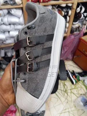 Adidas Superstar Rabbit Hole