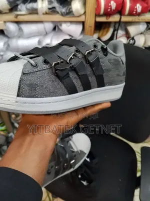 Adidas Superstar Rabbit Hole