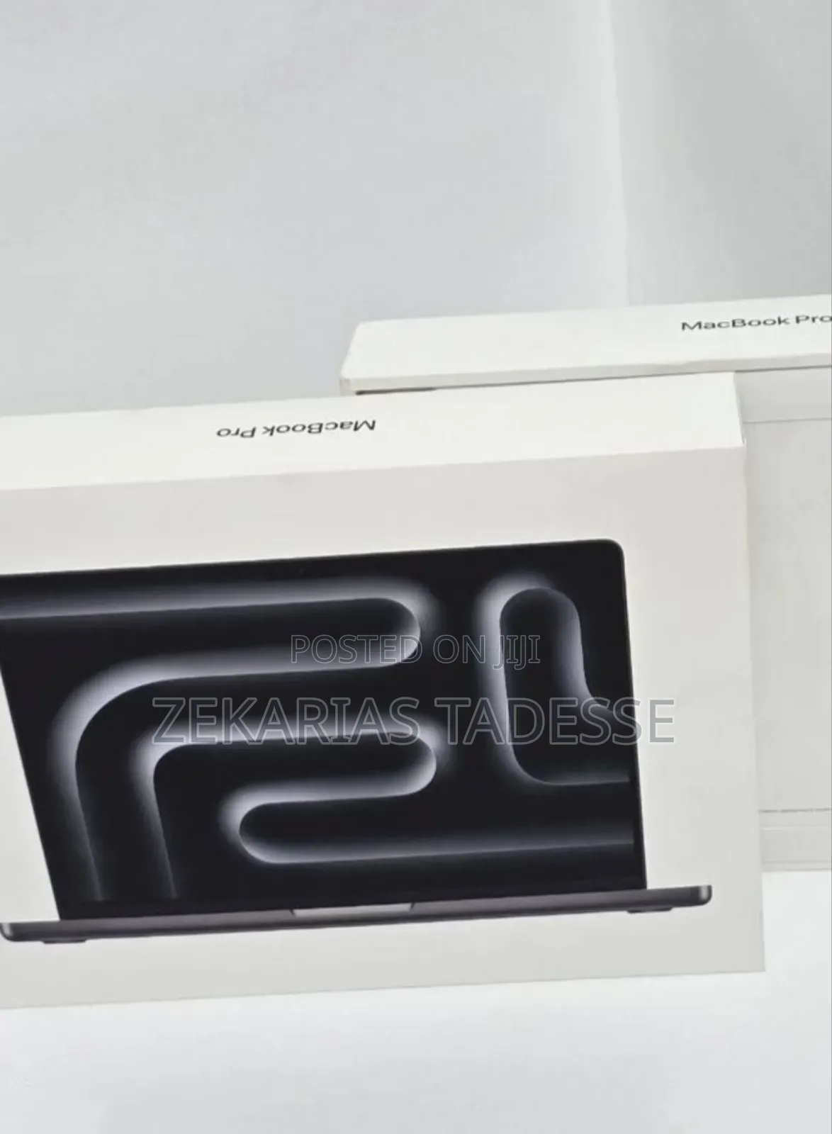 New Laptop Apple MacBook Pro 2024 M4 14-Inch 16GB Apple M4 SSD 1T