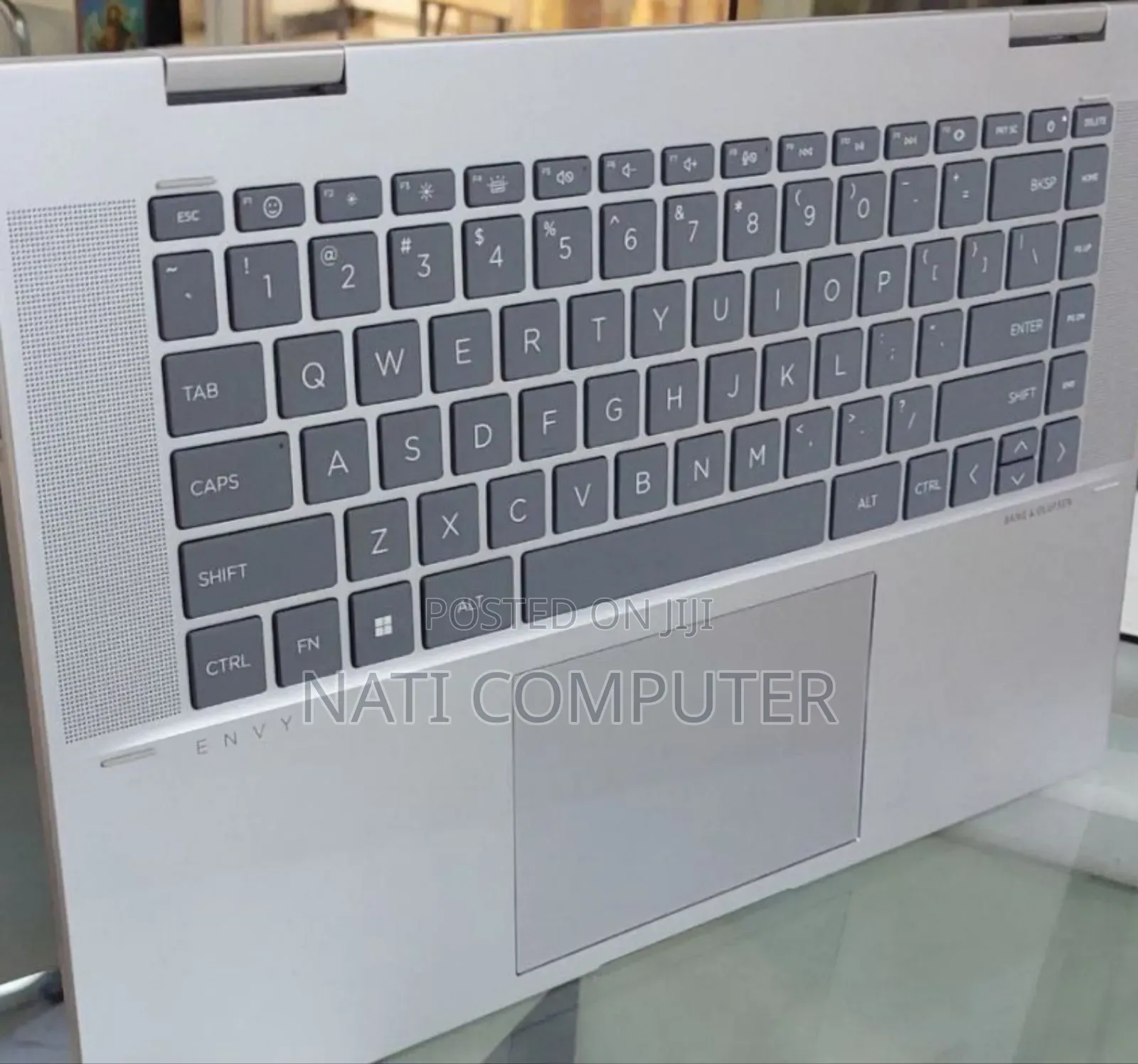 New Laptop HP Envy X360 8GB Intel Core I7 SSD 512GB