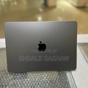 New Laptop Apple MacBook Air 2022 M2 8GB Apple M2 SSD 256GB