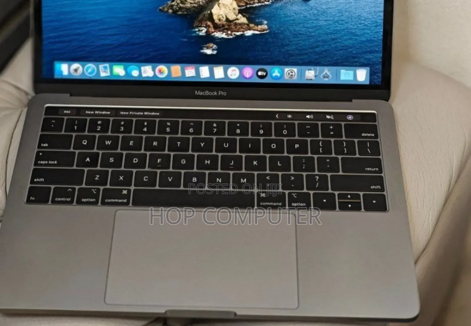 New Laptop Apple MacBook Pro 2019 16GB Intel Core I7 SSD 1T