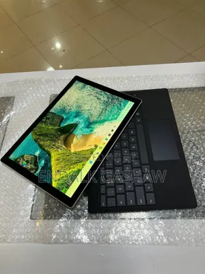 New Laptop Microsoft Surface Pro 6 8GB Intel Core I7 SSD 256GB