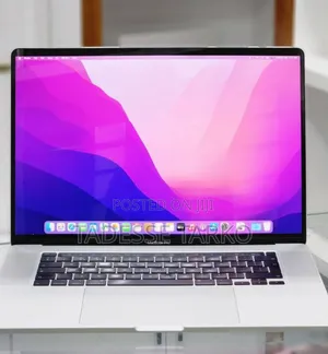 Photo - New Laptop Apple MacBook Pro 2019 16GB Intel Core I7 SSD 512GB